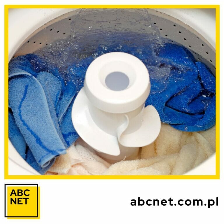 pralka turystyczna z wirówką. przydatny gadżet czy must have na dłuższe wyjazdy