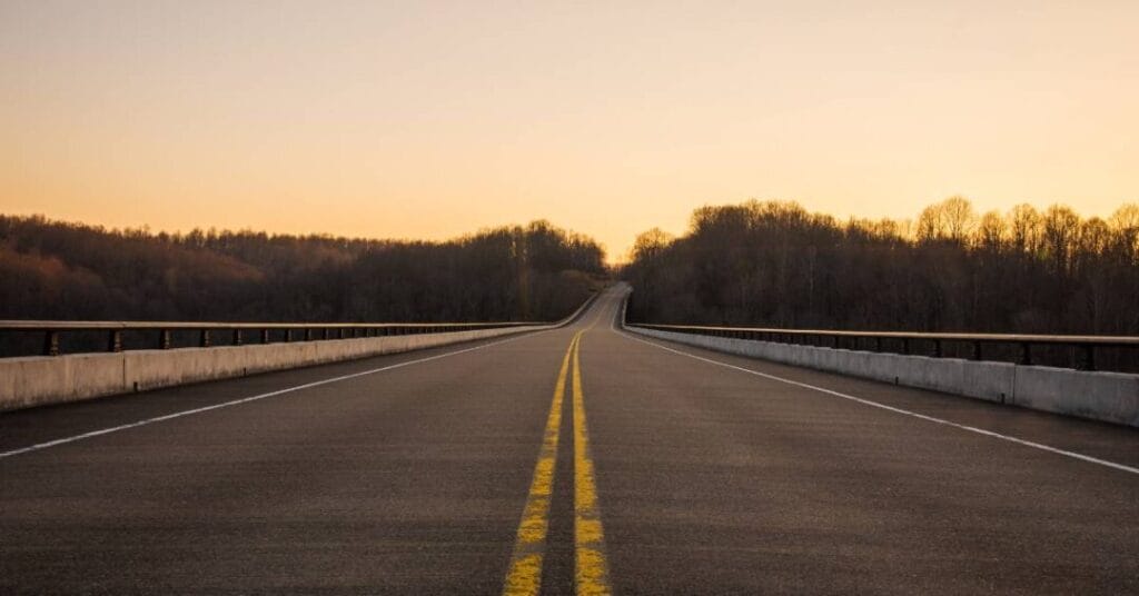 beton szybkowiazacy droga