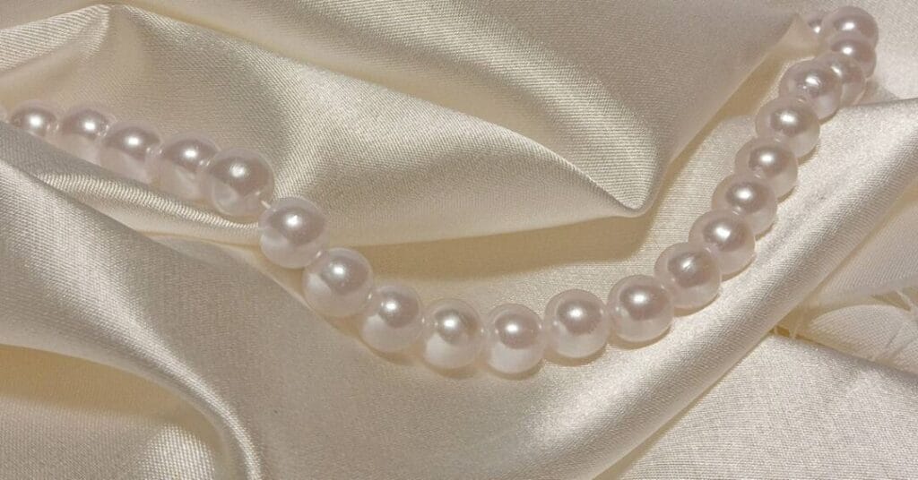 rodzaje tkanin jedwab