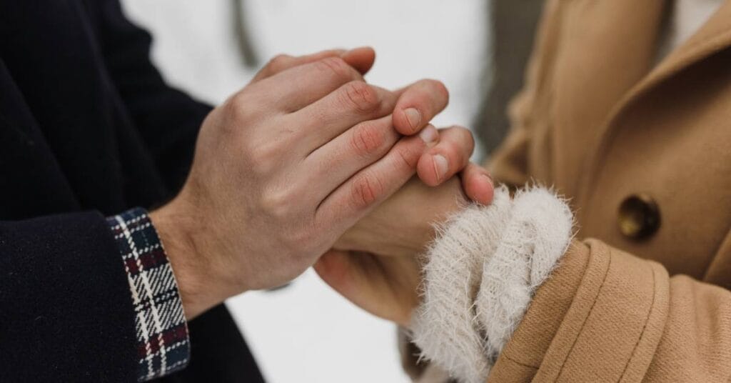 zwiazek partnerski uscisniecie dloni