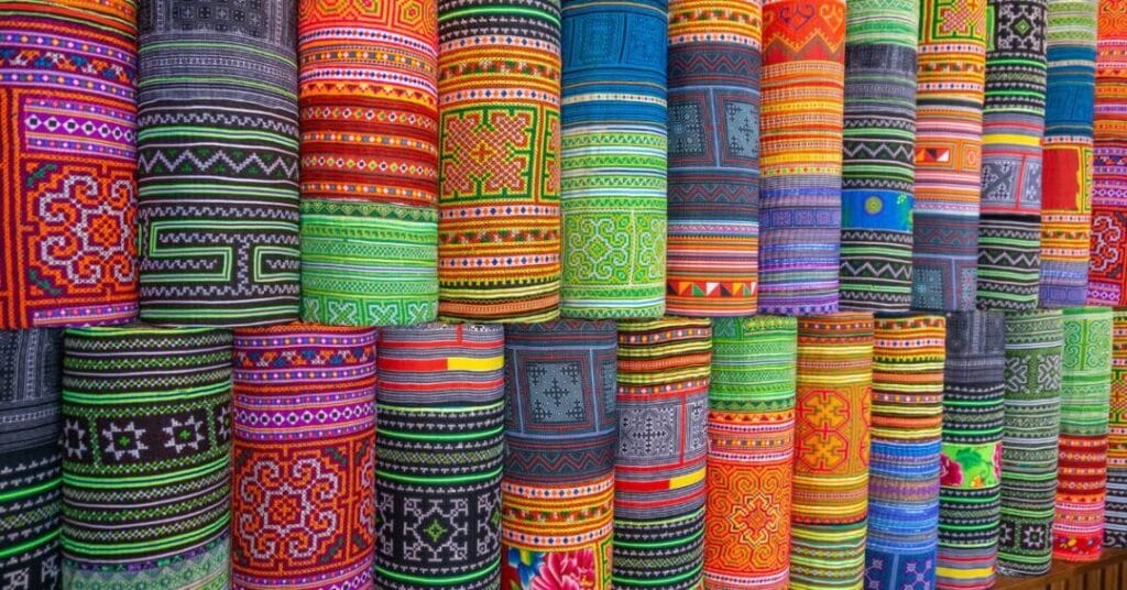 pikowane zaglowki wzory etniczne