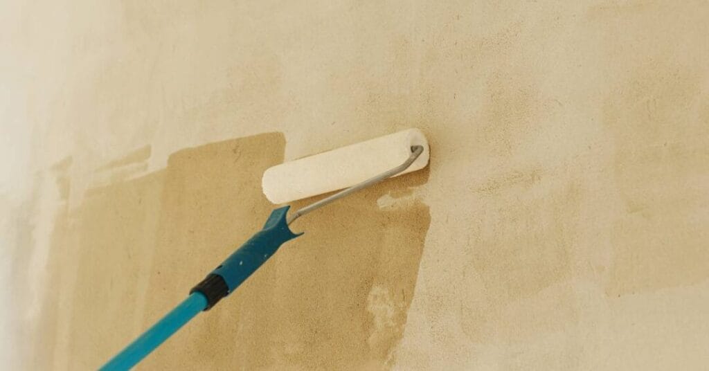 beton na scianie gruntowanie