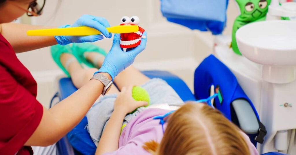 dentysta dzieciecy prawidlowe szczotkowanie