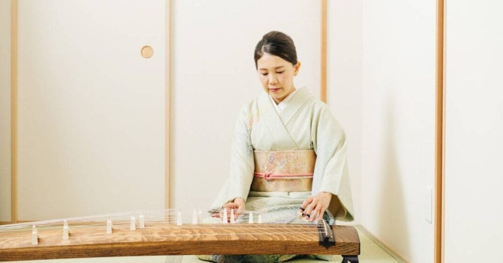 japonska muzyka instrumenty koto
