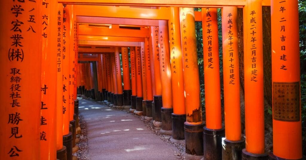japonskie bramy shintoistyczne