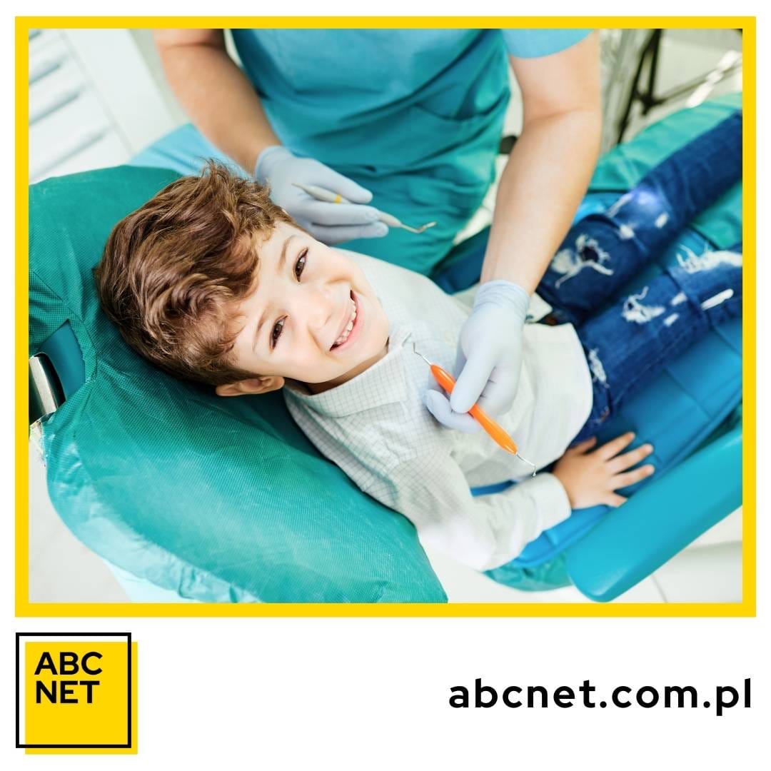 pierwsza wizyta dziecka u dentysty. jak przygotować i wspierać dziecko