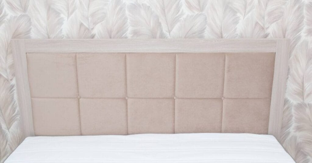 panele tapicerowane wezglowie