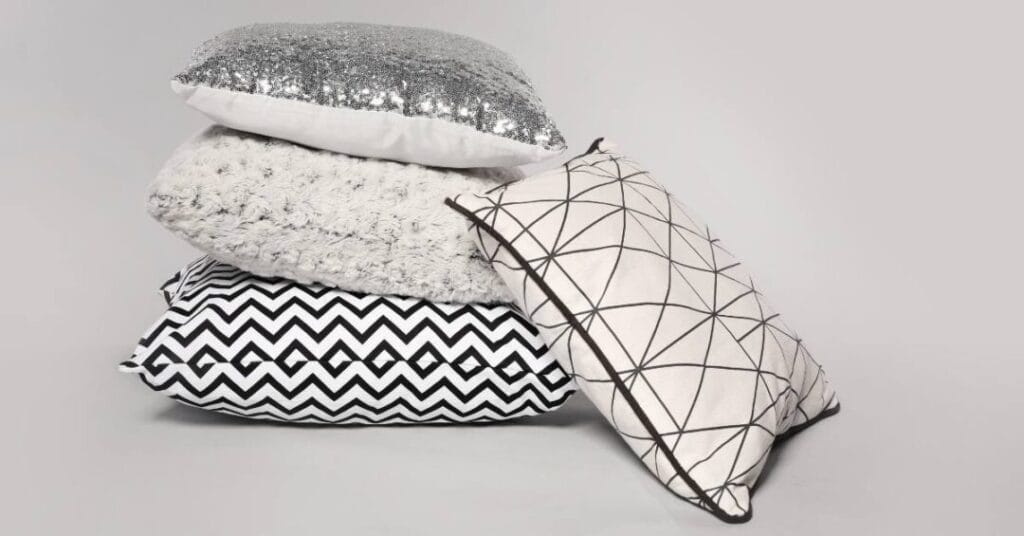 poduszki glamour diy stosik 1