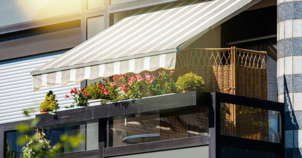 tkaniny wodoodporne i przeciwsloneczne markiza